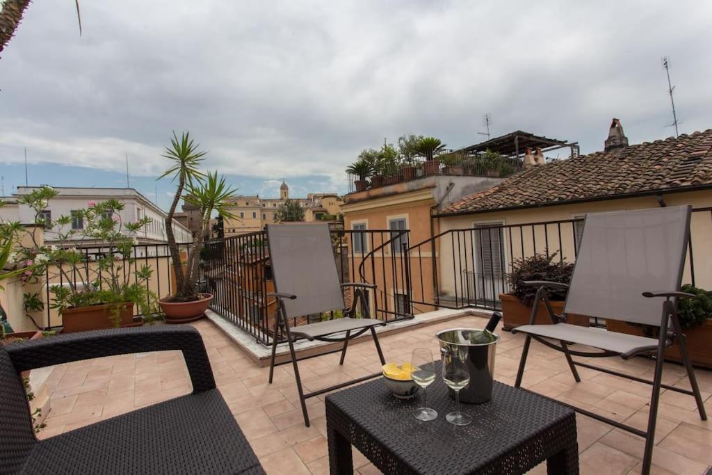 Frangipane 31 Monti Terrace Daire Roma Dış mekan fotoğraf